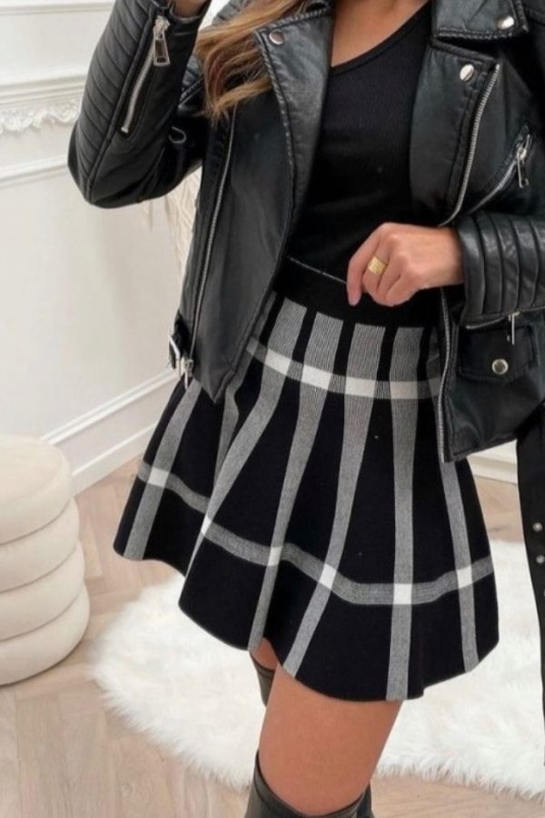 Spódniczka rozkloszowana Cara Black